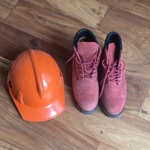 Steel toe construction boots, pink. Size 10. Excellent Condition